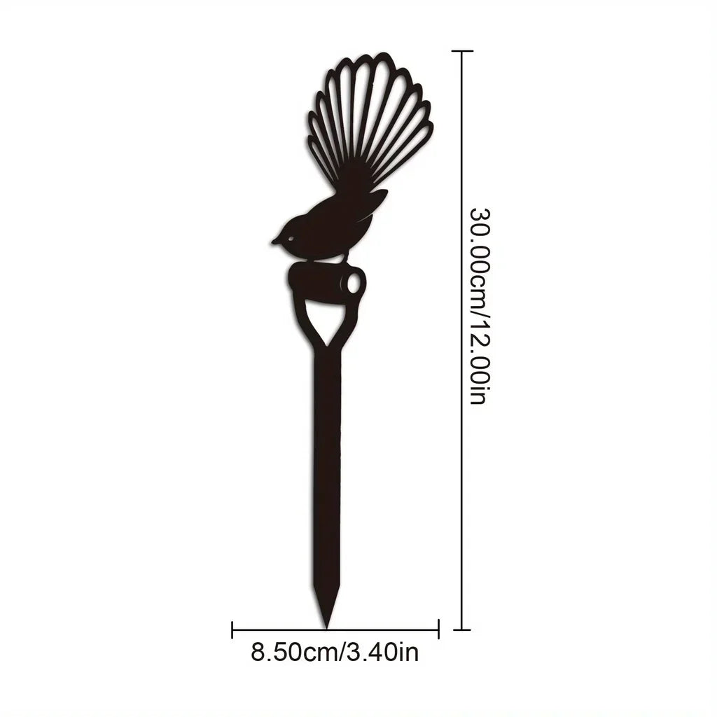 HELLOYOUNG Rustic Garden Decoration Bird on A Spade Metal Statue Outdoor Patio Decoration Yard Metal Sign Garden Party Decor Gif