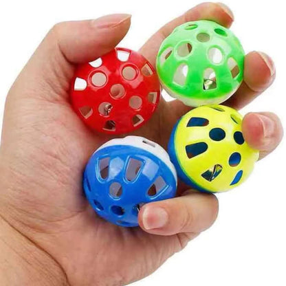 Stimulating and Engaging Interactive Jingle Play Balls for Pet Cats - 18-Piece Set in Random Colors. Fun Toy to Keep Your Furry