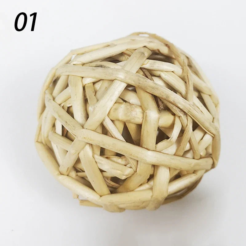 7CM Rabbit Ball Toys Bunny Treats Toys For Teething Small Animal Chew Toys Grass Ball For Dwarf Hamster Rabbits Guinea Pigs Ger