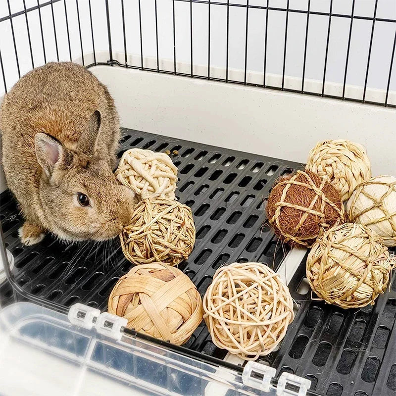 7CM Rabbit Ball Toys Bunny Treats Toys For Teething Small Animal Chew Toys Grass Ball For Dwarf Hamster Rabbits Guinea Pigs Ger